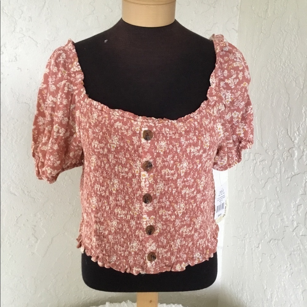 REWIND XL NWT button front smocked top